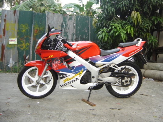 NSR 150SP ขายด่วน เอ็น เอส อาร์ 150 SP โปรอามร์ ทำสีใหม่ ทั้งคัน สวยมาก สนใจ ติด ต่อ ฝ่ายขาย คุณ JANG โทร 0808051985 และ 0863556131 มี สอง คัน สีแดง และ สีเขียวส้ม คัน ละ 39900 บาท SILOM SOI 10 SURIYAWONG BANGRAK BANGKOK 10500 NSR 150SP ขายด่วน เอ็น เอส อาร์ 150 SP โปรอามร์ ทำสีใหม่ ทั้งคัน สวยมาก สนใจ ติด ต่อ ฝ่ายขาย คุณ JANG โทร 0808051985 และ 0863556131 มี สอง คัน สีแดง และ สีเขียวส้ม คัน ละ 39900 บาท SILOM SOI 10 SURIYAWONG BANGRAK BANGKOK 10500