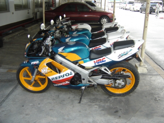 NSR 150SP ขายด่วน เอ็น เอส อาร์ 150 SP โปรอามร์ ทำสีใหม่ ทั้งคัน สวยมาก สนใจ ติด ต่อ ฝ่ายขาย คุณ JANG โทร 0808051985 และ 0863556131 มี สอง คัน สีแดง และ สีเขียวส้ม คัน ละ 39900 บาท SILOM SOI 10 SURIYAWONG BANGRAK BANGKOK 10500 NSR 150SP ขายด่วน เอ็น เอส อาร์ 150 SP โปรอามร์ ทำสีใหม่ ทั้งคัน สวยมาก สนใจ ติด ต่อ ฝ่ายขาย คุณ JANG โทร 0808051985 และ 0863556131 มี สอง คัน สีแดง และ สีเขียวส้ม คัน ละ 39900 บาท SILOM SOI 10 SURIYAWONG BANGRAK BANGKOK 10500