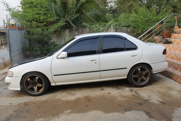 ขาย รถเก๋งแต่งตัวนอก Nissan sunny (B14) ปี96 ขาย รถเก๋งแต่งตัวนอก Nissan sunny (B14) ปี96