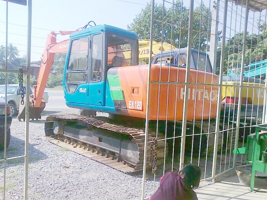 ขายด่วน!..รถแบคโฮ HITACHI EX120-2 รถสวย ทรงดี เก่าญี่ปุ่น สายพันธ์ุแท้ ปรับสภาพ พร้อมใช้ สุดขีด จัดไฟแน๊นซ์ได้กว่า 7 แสนบาท.