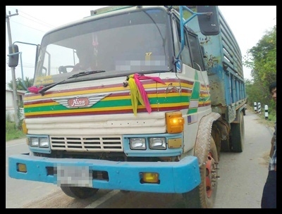 สิบล้อ F 18 2เพลาดั้ม สภาพสวยๆ