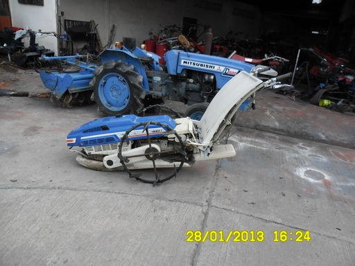 ขายรถดำนาสองแถวสภาพดีเอาไปใช้งานได้เลย