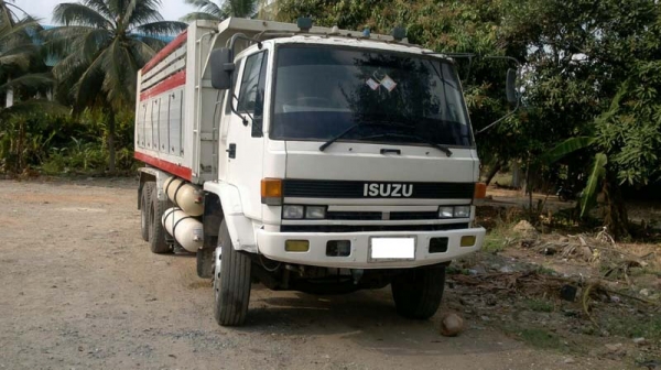 Isuzu Rocky 210 วางเครื่อง 240 + Bo Inter