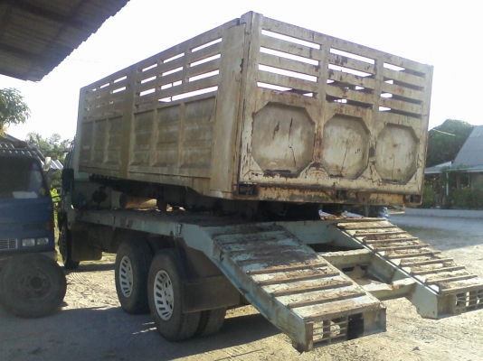 ขายกระบะสิบล้อสามมิตร สวย สภาพดี