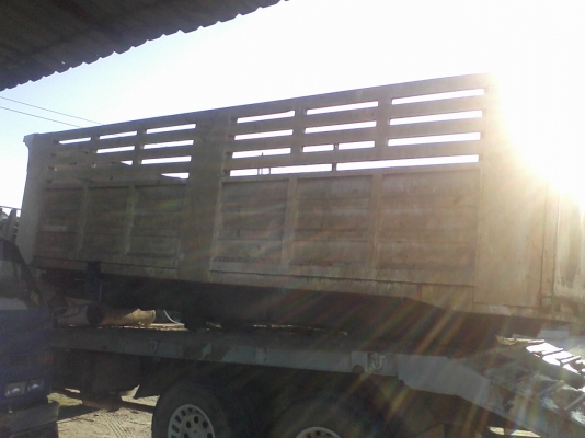 ขายกระบะสิบล้อสามมิตร สวย สภาพดี