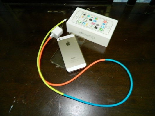 ขายโทรศัพย์มือถือiphone5s มือเดียวออกห้าง 16GB