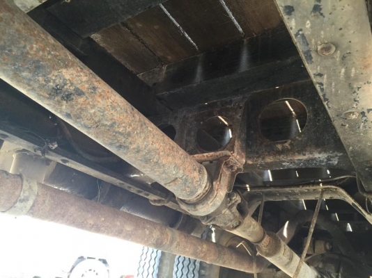 10 ล้อเพลาเดียว กระบะเปิดข้าง (ฝาข้างถอดออกมีให้ครบ)ISUZU JCM วางเครื่อง 168 แรง EH700 รถสวยมากๆ คัสซีสวย หัวสวย เครื่องสวย รถปี 2522 เล่มติดมือ