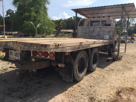 10 ล้อเพลาเดียว กระบะเปิดข้าง (ฝาข้างถอดออกมีให้ครบ)ISUZU JCM วางเครื่อง 168 แรง EH700 รถสวยมากๆ คัสซีสวย หัวสวย เครื่องสวย รถปี 2522 เล่มติดมือ