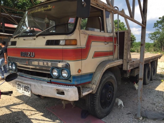 10 ล้อเพลาเดียว กระบะเปิดข้าง (ฝาข้างถอดออกมีให้ครบ)ISUZU JCM วางเครื่อง 168 แรง EH700 รถสวยมากๆ คัสซีสวย หัวสวย เครื่องสวย รถปี 2522 เล่มติดมือ