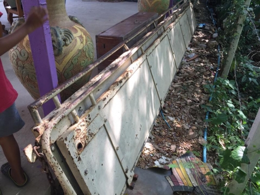 10 ล้อเพลาเดียว กระบะเปิดข้าง (ฝาข้างถอดออกมีให้ครบ)ISUZU JCM วางเครื่อง 168 แรง EH700 รถสวยมากๆ คัสซีสวย หัวสวย เครื่องสวย รถปี 2522 เล่มติดมือ