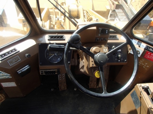 ขาย CAT 936E นำเข้าจากญี่ปุ่น 090-986-2521 อ๊อบ ขาย CAT 936E นำเข้าจากญี่ปุ่น 090-986-2521 อ๊อบ