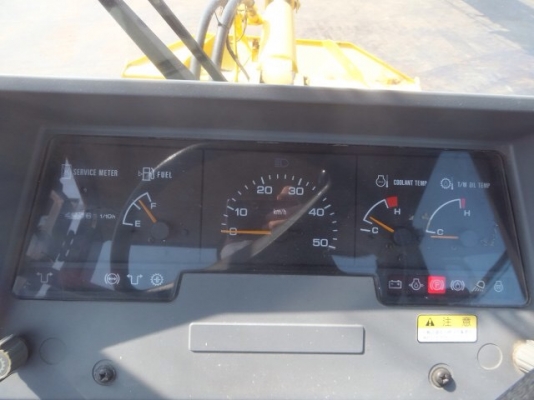 ขาย KOMATSU WA100-3 นำเข้าจากญี่ปุ่น 090-986-2521 อ๊อบ