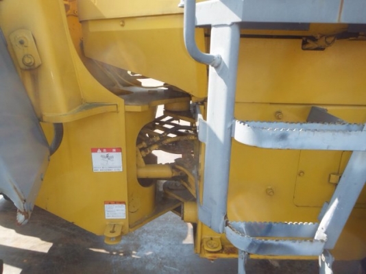 ขาย KOMATSU WA100-3 นำเข้าจากญี่ปุ่น 090-986-2521 อ๊อบ