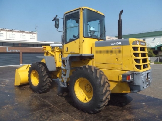 ขาย KOMATSU WA100-3 นำเข้าจากญี่ปุ่น 090-986-2521 อ๊อบ