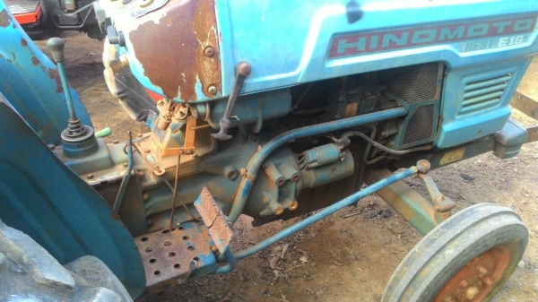 ขายรถไถ HINOMOTO  E18  ราคา 38,000 อ.แกลง จ.ระยอง  ติดต่อสอบถาม 0818618678