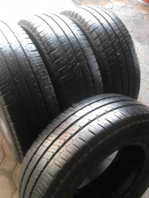 215/70R15 MICHELIN AGILIS ชุด 4 เส้น tel.081-427-3941 215/70R15 MICHELIN AGILIS ชุด 4 เส้น tel.081-427-3941