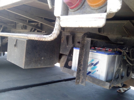 หกล้อติดเครน HINO FF195 แรง เครน3ตัน ช่วงยาว7.20ม สภาพพร้อมใช้งาน ทะเบียนพร้อมโอน (((ราคา 680,000บ)))