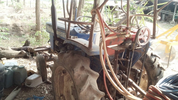 ขายรถไถ อิซากิ พร้อมเครื่องพ่นยา และผาน 4