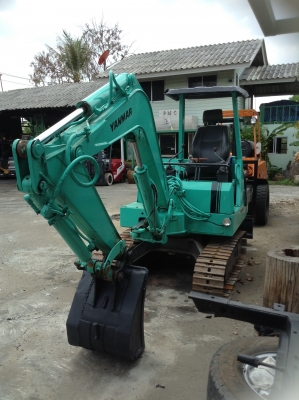 +++ ขายรถแบคโฮ  YANMAR TC27  ดีเซล  3  สูบ  แทร็คเหล็กครับ