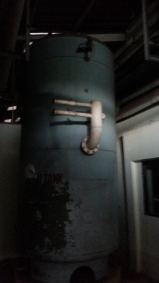 ขายถังลมขนาดใหญ่จำนวน 2 ใบใบใหญ่ 80,000 บาทใบเล็ก 50,000 บาท ขายถังลมขนาดใหญ่จำนวน 2 ใบใบใหญ่ 80,000 บาทใบเล็ก 50,000 บาท