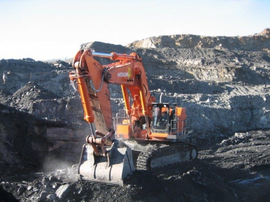 รถขุด HITACHI EX1200-6  4235ชม.  ปี2012 (120ตัน) ใครหาอยู่ติดต่อมาได้เลยครับ