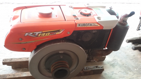 ขายเครื่องคูโบต้าRT140ดีไอ  ราคา36500บาท เครื่องสวยพร้อมใช้งาน อยู่ วังบัว อ คลองขลุง จ กำแพง โทร 0813655997 อำพร พาเจริญราคานี้ยังต่อลองได้อีกนะครับ