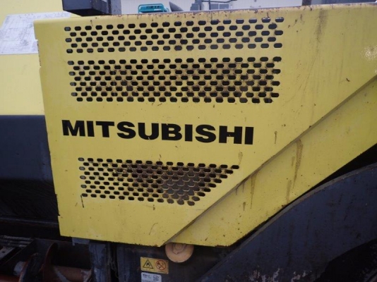 รถปูยาง MITSUBISHI MF61WE ยืดออก 6M เครื่อง CAT3064-E3T ปี2008  6890ชม. ใครหาอยู่ติดต่อมาได้เลยครับ
