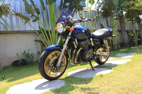 ขาย หรือแลกเปลี่ยนรับเทิร์น SUZUKI รุ่น Inazuma 400 ทะเบียนพร้อมโอน