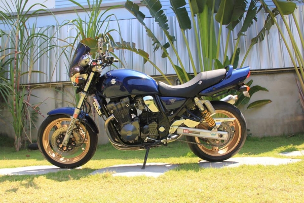 ขาย หรือแลกเปลี่ยนรับเทิร์น SUZUKI รุ่น Inazuma 400 ทะเบียนพร้อมโอน