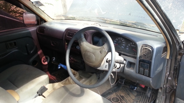 นิสัน บิ้กเอ็มแค๊ป จอโค้ง ปี 96 ถูกๆ