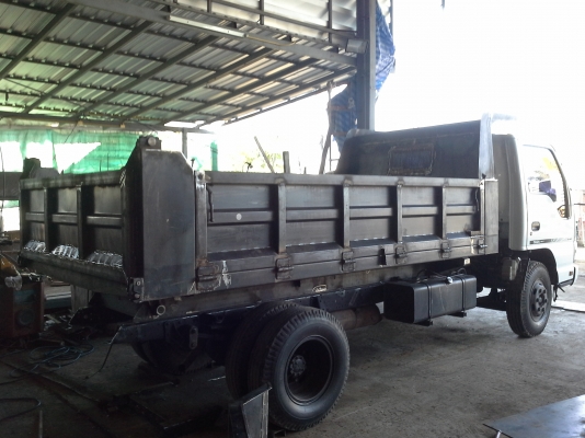 เสี่ย นุ เมืองลี้รับไปดูเเลแล้วครับ NPR 130 เทอร์โบว์ ปี49 มือเดียวออกห้าง ดั้มต่อใหม่กระบอก3มิตร คัชชีสวยทุกจุด อุปกรณ์ครบทุกชิ้น ต่อรองได้ครับ