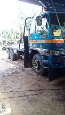 ขายสิบล้อเทนเลอร์รถเกี่ยว