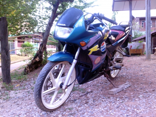 ขายHonda LS 125เครื่องเดิมแน่นมือเดียวมีเล่มพร้อมชุดโอน8,900บาท