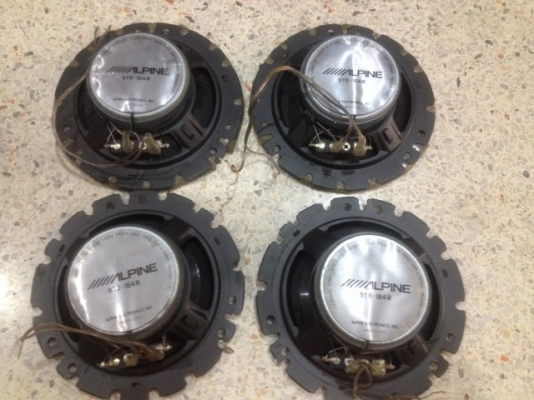 ลำโพง ALPINE 6 นิ้ว 3 ทางของเก่าญี่ปุ่นเเท้สภาพสวยมัดรวม2คู่เสียงใสครับ