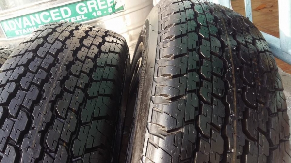 ขายล้อแม็กป้ายแดง np300 navara 16" ยางปี14 สนใจติดต่อเล็กคลองสามครับ 081-3747940 ขายล้อแม็กป้ายแดง np300 navara 16" ยางปี14 สนใจติดต่อเล็กคลองสามครับ 081-3747940