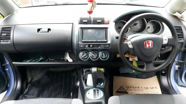 ขาย HONDA jazz 2004 ตัว TOP ขาย HONDA jazz 2004 ตัว TOP