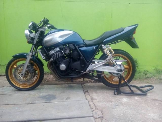 โอ บางนา ขาย cb400 ปี 93 อินวอย สรรพสามิตร ราคาเบาๆ 48,900 บาท