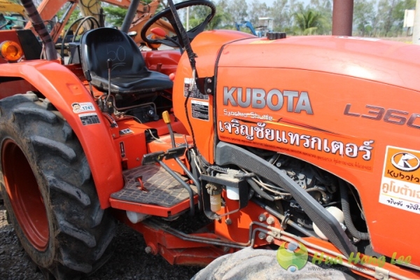 รถ kubota L3608 + ใบมีดคานล่าง