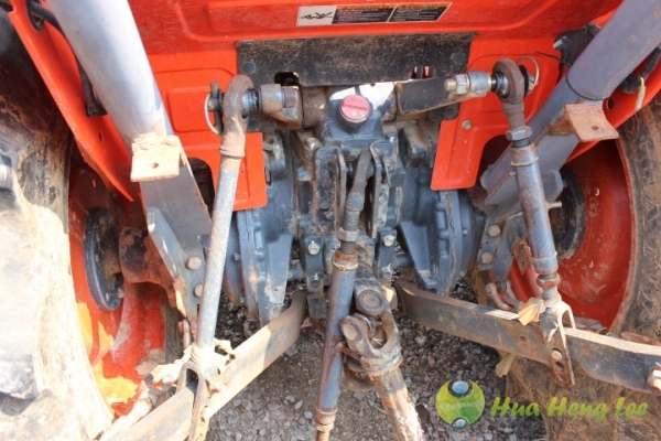 รถ kubota L3608 + ใบมีดคานล่าง