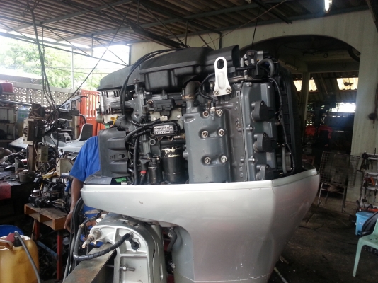 ขาย Honda BF225 4 จังหวะ 6 กระบอกสูบ, สตาร์ทไฟฟ้า