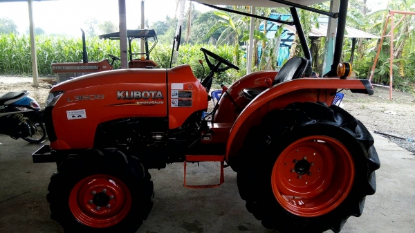 ขายรถไถคูโบต้า KUBOTA L 3608 (4WD) ขายรถไถคูโบต้า KUBOTA L 3608 (4WD)