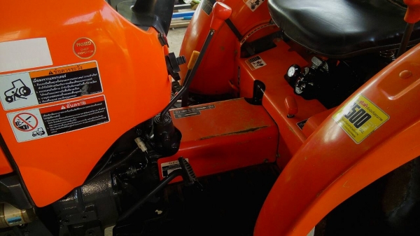 ขายรถไถคูโบต้า KUBOTA L 3608 (4WD) ขายรถไถคูโบต้า KUBOTA L 3608 (4WD)