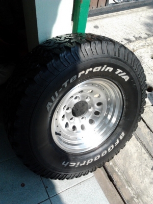 ล้อหยดนํ้า ET-15 + BF All 31/10.5/15 สภาพสวยๆ 1ชุด 5วง