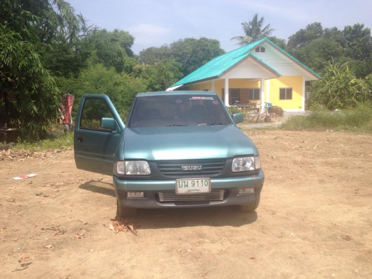 Isuzu Dragon Power ปี 2000