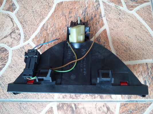 ไฟเบรคหลังดวงที่สาม BMW E36