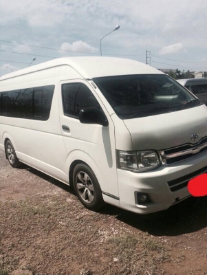 Toyota Commuter  ปี12    เครื่อง2.7  แก๊สNGV
