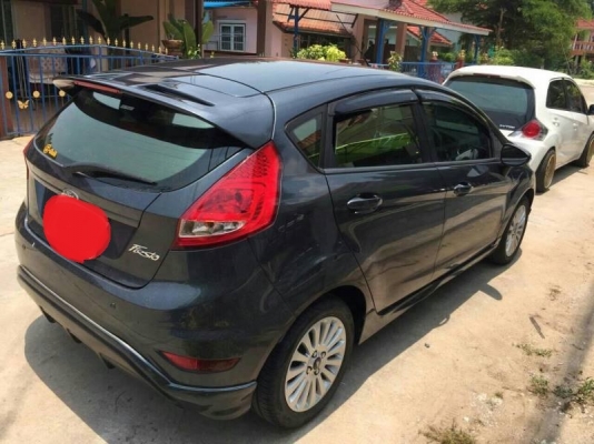 Ford Fiesta ปี12 ออโต้ เบาะหนัง ตัวรองTOP Ford Fiesta ปี12 ออโต้ เบาะหนัง ตัวรองTOP