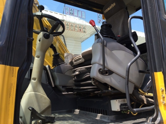 Komatsu PW130-7K ปี 2005 นำเข้าจากยุโรป ถึงไทยแล้ว สวยมาก ขายราคาถูกครับ