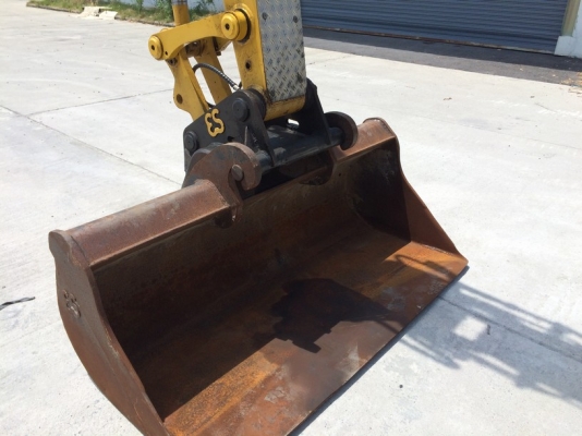 Komatsu PW130-7K ปี 2005 นำเข้าจากยุโรป ถึงไทยแล้ว สวยมาก ขายราคาถูกครับ