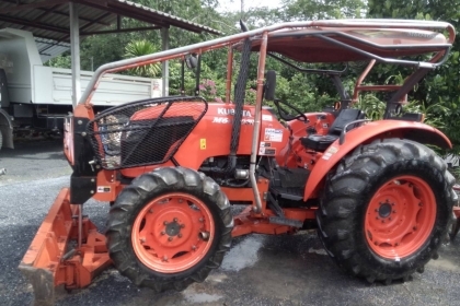 **550,000 บ.ต่อรอง/// รถไถ2เพลา KUBOTA 60แรง 4WD ** ขาย KUBOTA 60แรง รถไถ2เพลา ยอดนิยม KUBOTA M6040SU 4WD ปี2553 เครื่องเดิม เกียร์เดิม ปั้มเดิม ช่วงล่างแน่น ใช้งานน้อย 2,3xx ชั่วโมง เครื่องยนต์KUBOTA-4สูบ 60แรงม้า แน่นดี แรง แห้งไม่มีเยิ้ม ปั้มดี แรง เกี **550,000 บ.ต่อรอง/// รถไถ2เพลา KUBOTA 60แรง 4WD ** ขาย KUBOTA 60แรง รถไถ2เพลา ยอดนิยม KUBOTA M6040SU 4WD ปี2553 เครื่องเดิม เกียร์เดิม ปั้มเดิม ช่วงล่างแน่น ใช้งานน้อย 2,3xx ชั่วโมง เครื่องยนต์KUBOTA-4สูบ 60แรงม้า แน่นดี แรง แห้งไม่มีเยิ้ม ปั้มดี แรง เกี